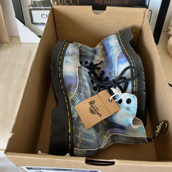 SALE Dr Martens Pascal Blue Tie Dye Suede Boots New - Picture 8 of 12